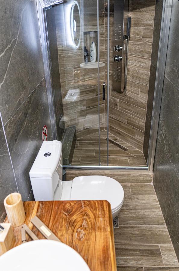 Suite Apartment Sziátiszta Kültér fotó